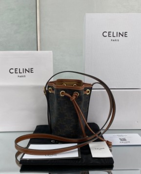 셀린느 드로 스트링 버킷 백