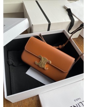 셀린느 트리오페 숄더백 신상