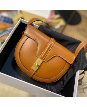 셀린느 스몰 베사체 16백