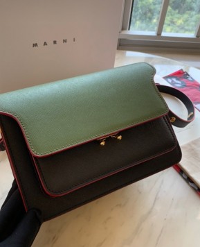 마르니 트렁크백