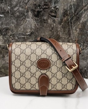 구찌 인터로킹G 미니 숄더백