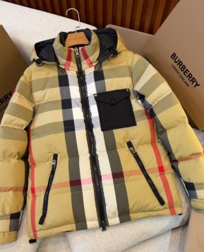 버버리 패딩