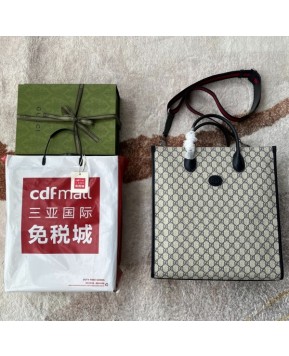 구찌 인터로킹G 라지 토트백