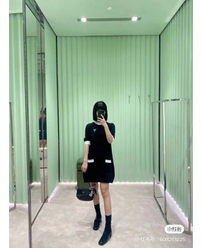 프라다 니트 원피스