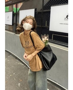 미우미우 가죽 숄더백