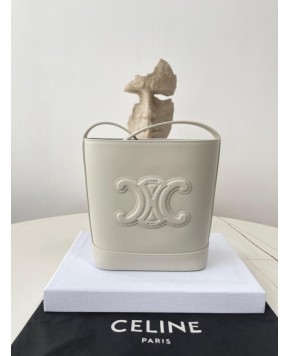 셀린느 퀴르 트리오페 미니