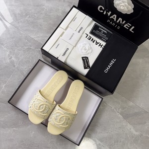 샤넬 신상 뮬 슬리퍼