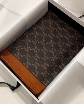 셀린느 실크 스카프