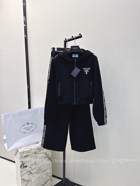 프라다 트레이닝 세트 (2color)