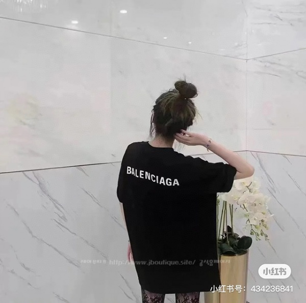 발렌시아가 남성 반팔 티셔츠