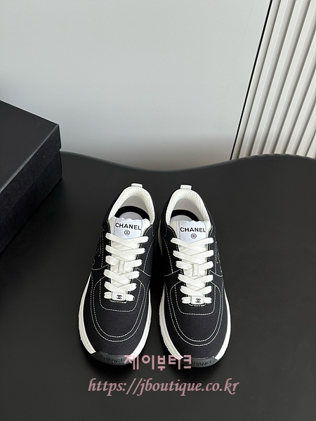 샤넬 스니커즈