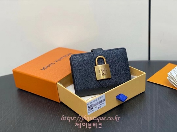 루이비통 로우 키 컴팩트 지갑