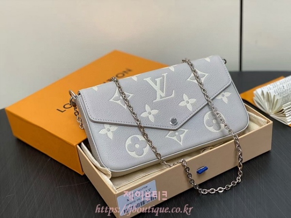 루이비통 펠리시 포쉐트