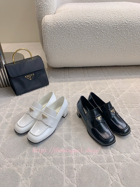 프라다 로퍼 펌프스 (2color)