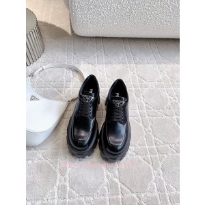 프라다 로퍼 단화