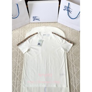 버버리 반팔 티셔츠 (남녀 공용)