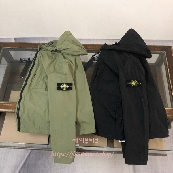 스톤아일랜드 바람막이 (2color)