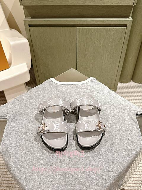 루이비통 샌들