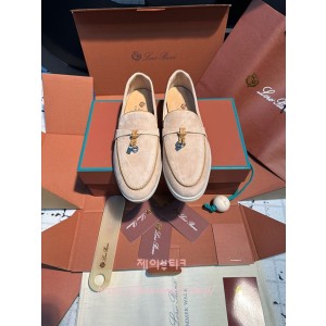 로로피아나 썸머워크