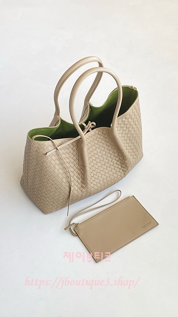 보테가 베네타 피나코테카 미디엄 토트백