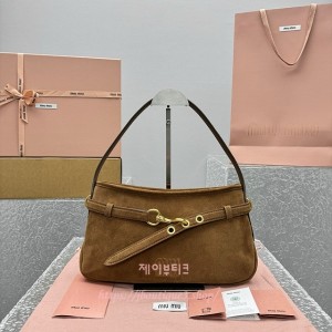 미우미우 스웨이드 아방뛰르 백