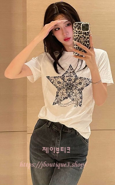 디올 반팔 티셔츠