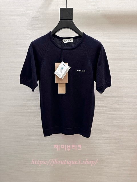 미우미우 반팔 티셔츠