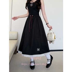 미우미우 스커트