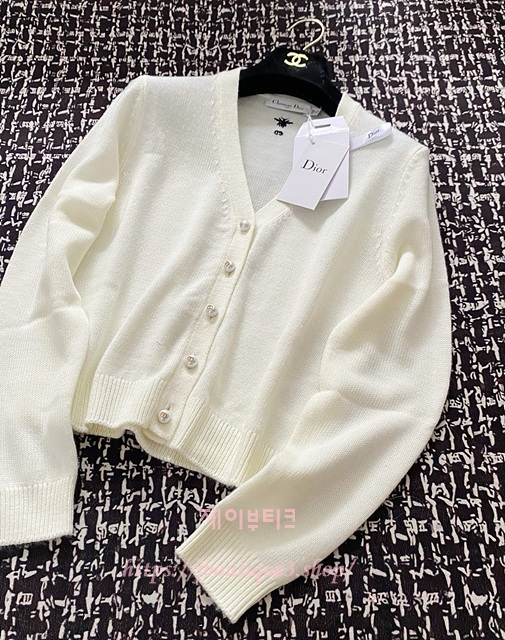 디올 가디건
