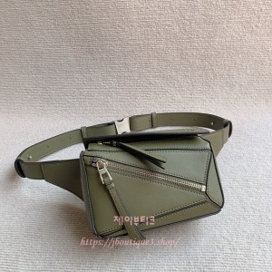 로에베 퍼즐백 미니 범백