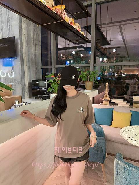 몽클레어 반팔 티셔츠 (남녀 공용)