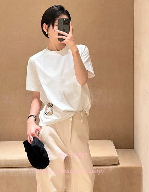 버버리 반팔 티셔츠 (남녀 공용)