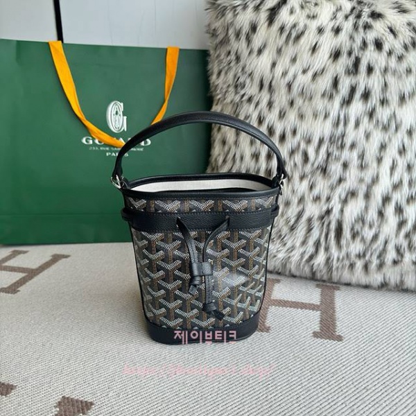 고야드 쁘띠 플로 버킷 백