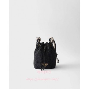 프라다 크로셰 미니 버킷 백