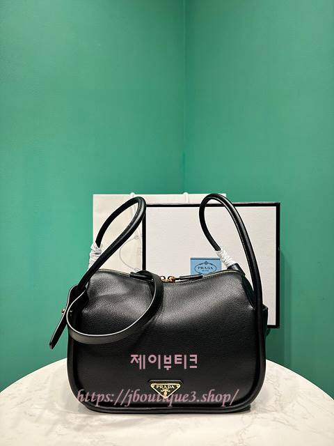 프라다 달링 레더 핸드백