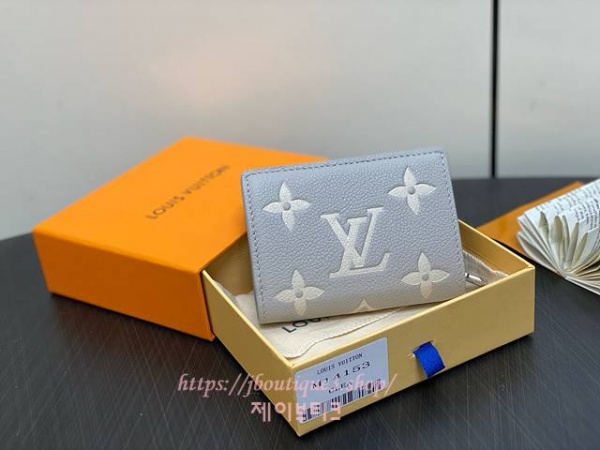 루이비통 클레아 월릿