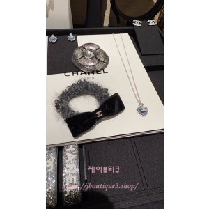 샤넬 헤어 스크런치