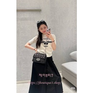 디올 반팔 니트