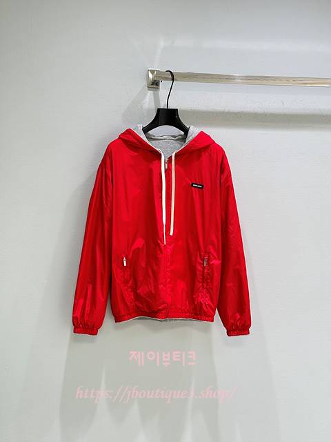 미우미우 리버서블 후드 집업