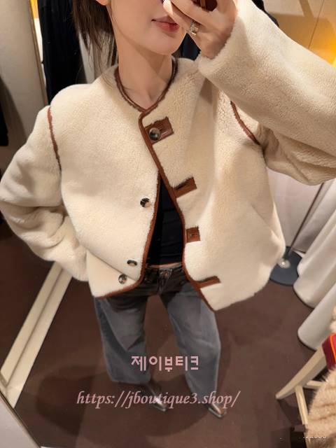 로로피아나 자켓