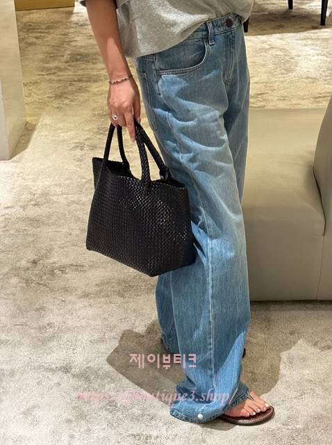 더로우 루스 우븐 토트백