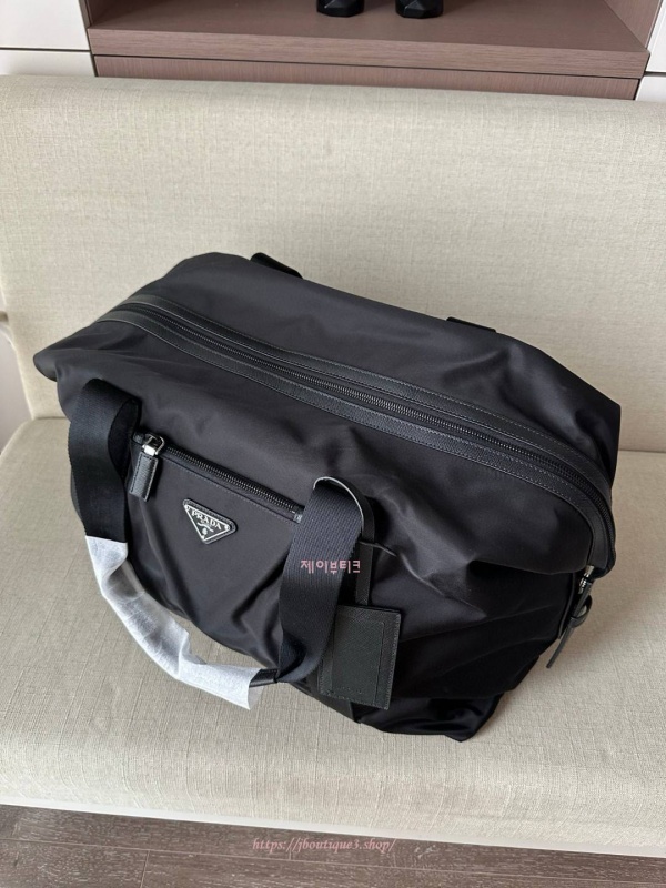 프라다 리나일론 및 사피아노 가죽 더플백