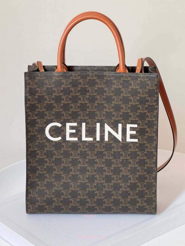 셀린느 버티컬 카바스 미디엄