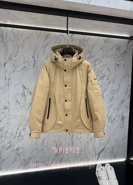 버버리 패디드 바람막이 자켓 (2color)