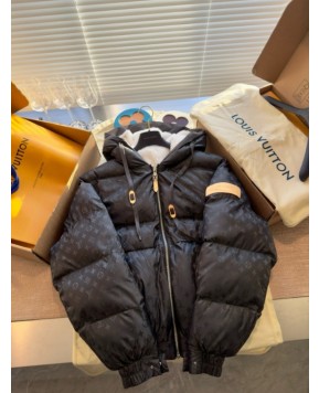 루이비통 모노그램 다운 재킷