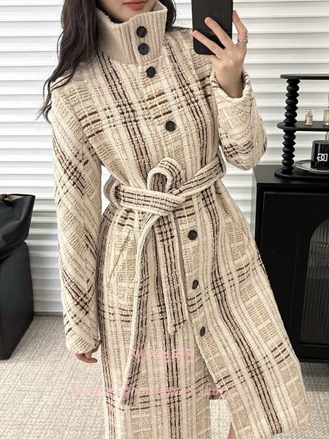 로로피아나 트위드 코트