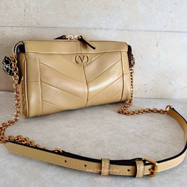 발렌티노 가라바니 판테아 쉐브론 패턴 나파 레더 숄더백 (스몰,미디엄)