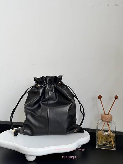 셀린느 스몰 크리스탈 파우치